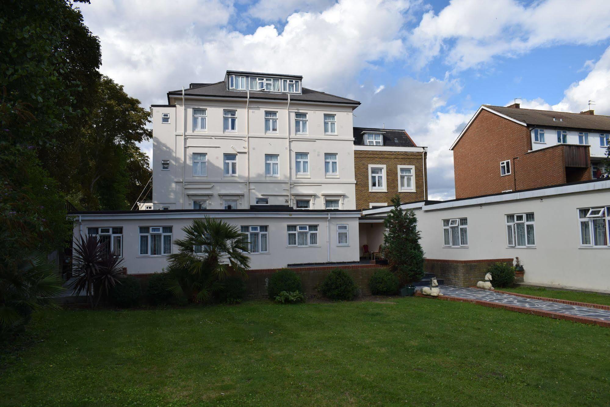 Leigham Court 2* Londra
